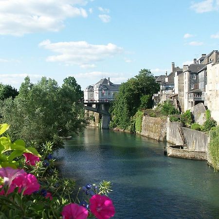 Couett'Hotel Oloron Sainte Marie Esterno foto