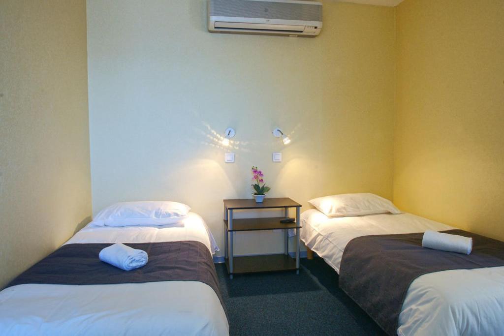 Couett'Hotel Oloron Sainte Marie Esterno foto